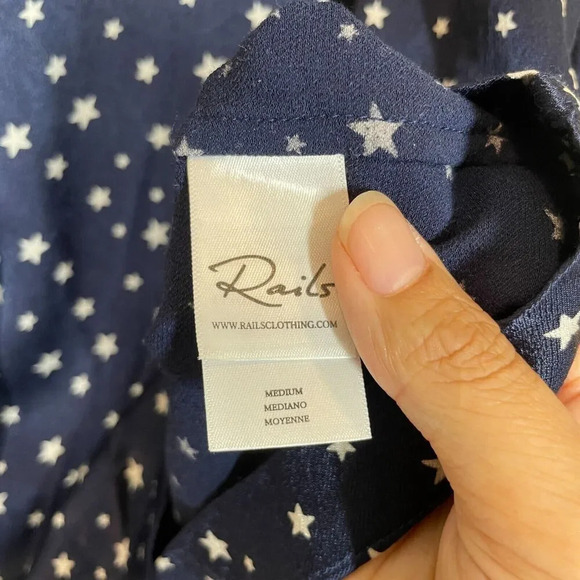 Rails Satin Pajama Top Midnight Stars Women's Size Medium Button Up Collared - Picture 5 of 10